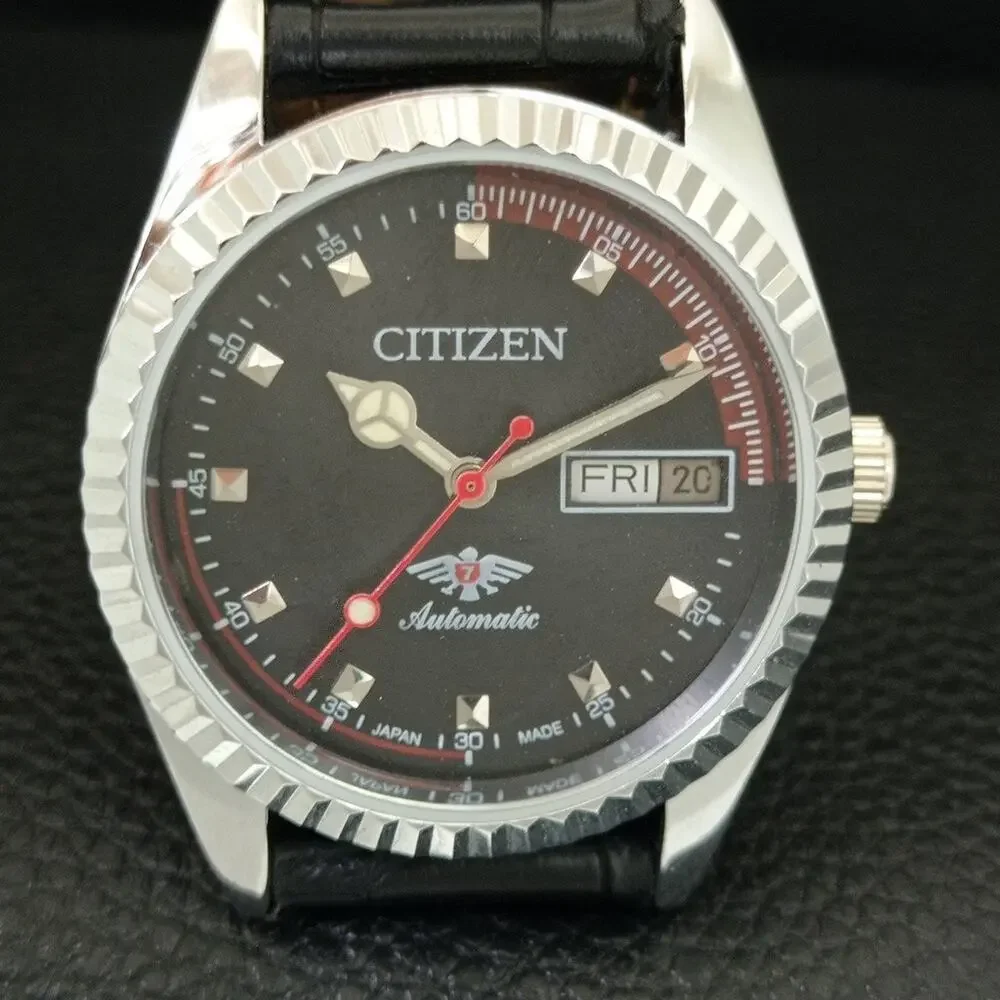 Vintage 1972 Citizen Automatic Mens Silver Watch W/daydate & Red accents